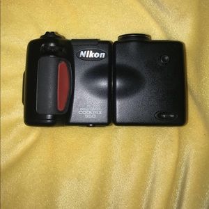 Vintage battery operated Nikon Coolpix camera